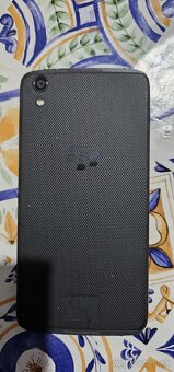 BlackBerry DTEK50 - 3
