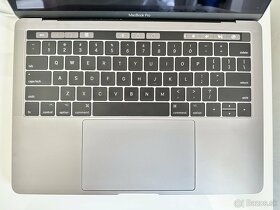 Apple Macbook Pro 2017 • 13" • i7 • 16GB • 500GB • TOUCHBAR - 3