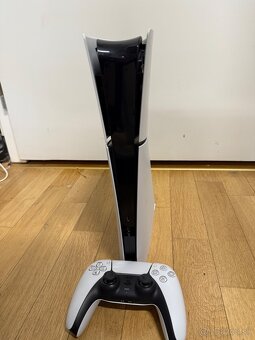 Playstation 5 slim digital 1Tb - Dobrý stav - 3