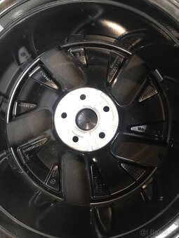 Predám originálnu sadu VW ID.3 R18 - 3