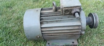 SUPER PONUKA Výkonný Petkový Elektromotor 3.0 kW – 380V TOP - 3