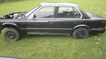 Bmw e30 316i - 3