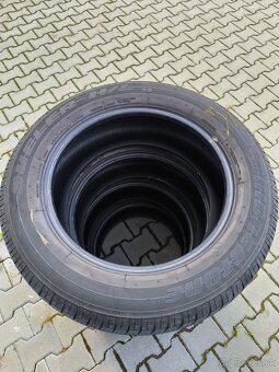 235/60r18 - 3