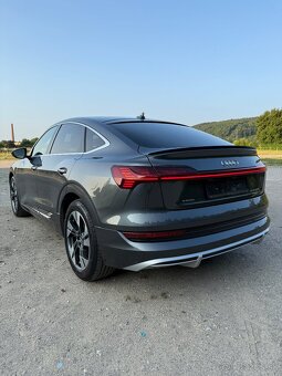 Audi e-tron 50 quattro S line Sportback - 3