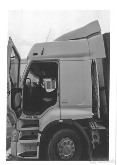 RENAULT TRUCKS - 3