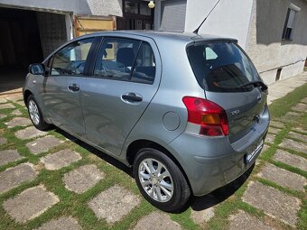 Predám Toyota Yaris 1.0 benzín - 3