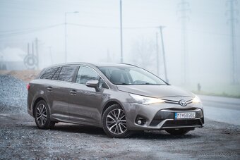 Toyota Avensis Combi 2.0 105kW - 3