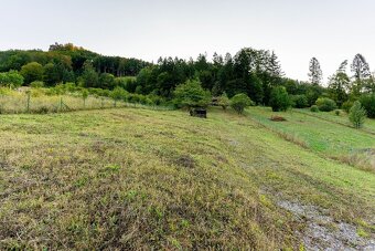 Pozemok pod hradom - 3