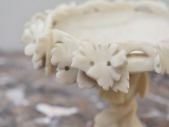 Alabastrový nástolec - 3