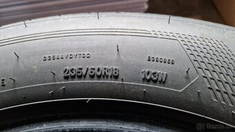 235/60r18 - 3