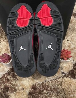 Jordan 4 RETRO Red - 3