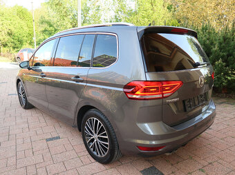 Volkswagen Touran 2.0 TDI Highline 2016 - LED, PANORAMA - - 3