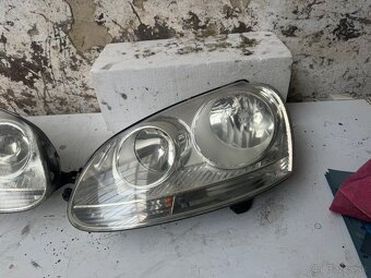 Predne svetla volkswagen golf 5 - 3