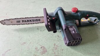 Elektrická píla 2000 W - 3