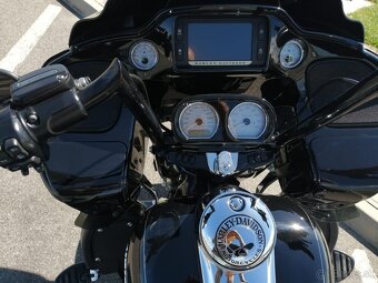 Harley davidson Road Glide Special. - 3