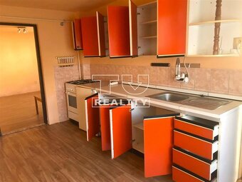 Na predaj rodinný dom v Choči s pozemkom 1905 m2 - 3