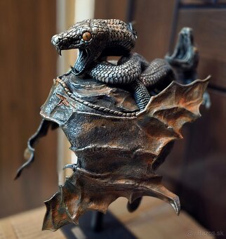 HELMET OF MESSMER THE IMPALER - Messmerova helma v živ. veľk - 3