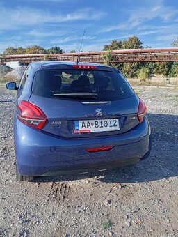 🚗 Peugeot 208 • 1.2 Benzín • 2016 • IBA 27 126 km - 3