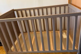 Postieľka a prebaľovací pult - 3