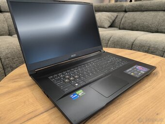 MSI Katana 17 B13V hráčsky notebook - 3