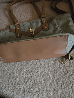 Nova kabelka Jones New York - 3