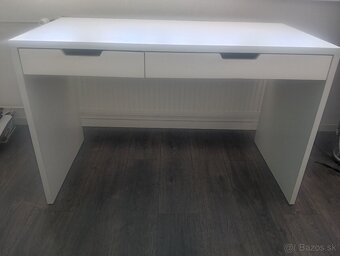 Biely pisaci stol - 3