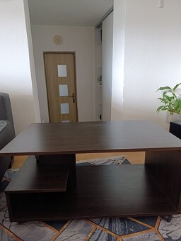 Konferenčný stolík - 3