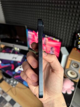 iPhone 13 - 3