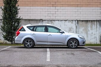 Kia Cee´d SW 1.4 CVVT 16V LX - 3