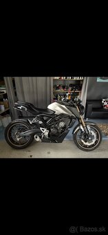 Honda cb125r - 3