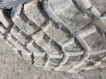 31x10,5 R15 Mitsubishi Pajero - 3