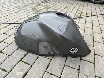 Yamaha MT 09 - 3