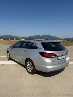 OPEL ASTRA SPORTS TOURER - 3