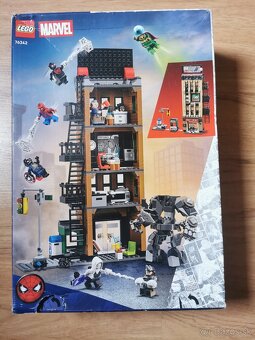 Predám Lego 76342 - 3
