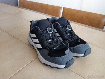 Vodeodolne botasky ADIDAS Terrex. - 3