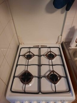 Predám Sporák Electrolux EKK 511501 W - 3