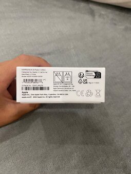 AirPod - 3