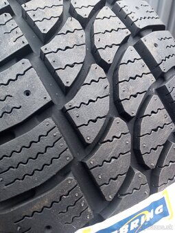 195/60 R16 C 99/97 T Sebring - 3
