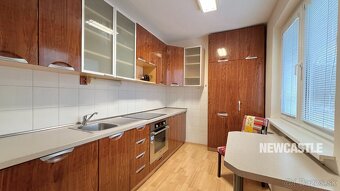 NEWCASTLE⏐PRENÁJOM - 2 izbový byt s wifi a TV v cene (55m²) - 3