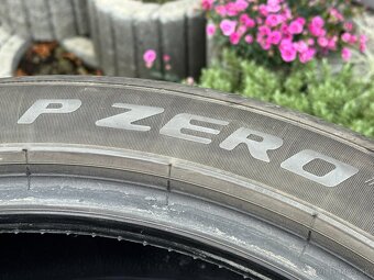 265/40 R21 ; 295/35 R21 - 3