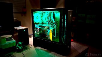 PC - i5-10400F, 16 GB RAM, 1,25 TB, R9 380 – zelené LED - 3