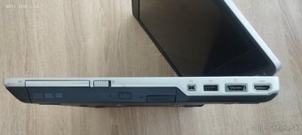 Dell Latitude E6520 - 3