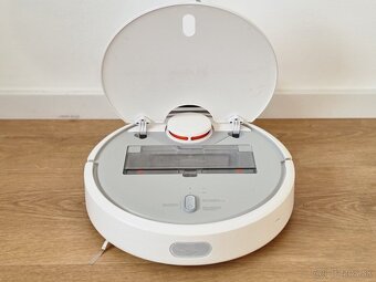 Robotický vysávač Xiaomi Robot Vacuum Mi White EU biely - 3