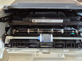 HP LaserJet Pro M402dne 8664 stran - 3