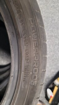 Nokian powerproof 225/40 R18 - 3