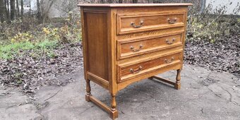 Rustikálna masivná šuplíková komoda - 3