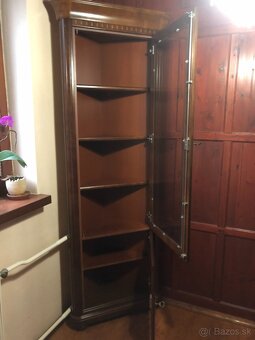 Rustikálna rohová vitrína - 3