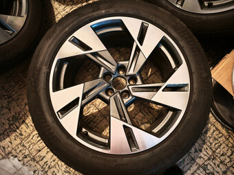 Audi Q8 e-tron - originál 20" alu letná sada - 3