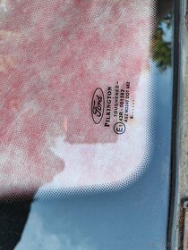 Sklá Ford Galaxy - 3