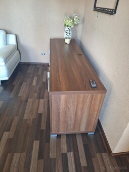 Veľmi kvalitný Tv stolík a konferenčný stolik - 3
